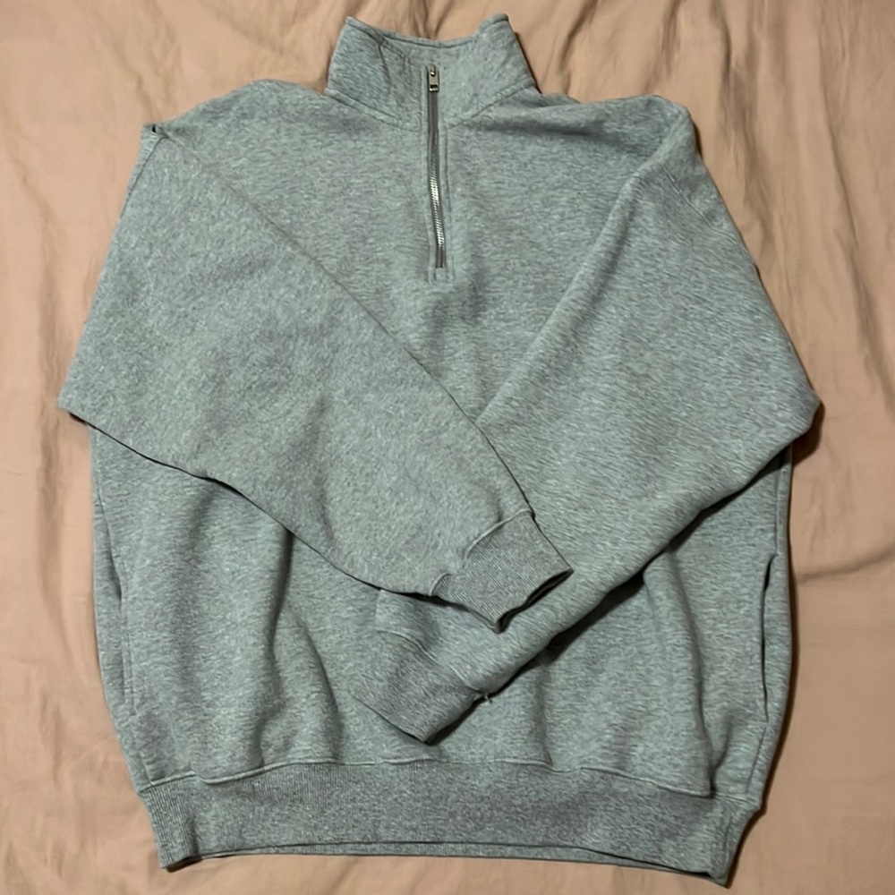 TNA cozy fleece sweater